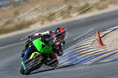 media/Mar-12-2022-SoCal Trackdays (Sat) [[152081554b]]/Turn 11 (1035am)/